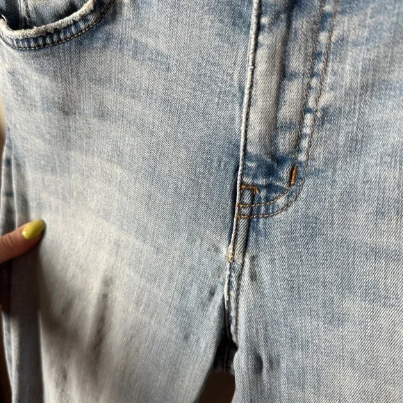Current Elliott light wash distressed worn in skinny denim jeans y2k stiletto - Picture 3 of 6